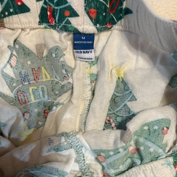Old navy Christmas pants selling together. - Picture 2 of 2